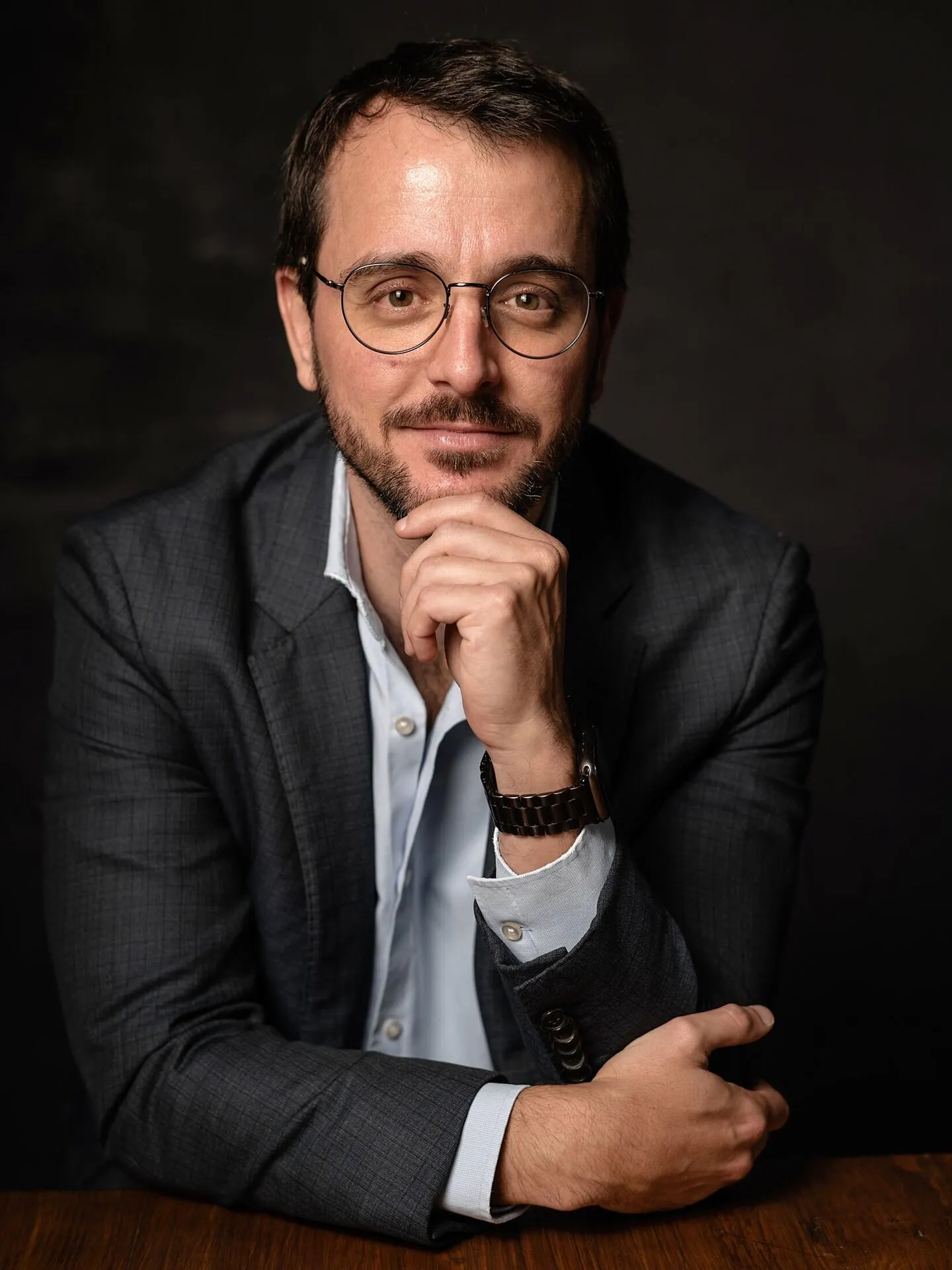 Tomás Fonseca at a desk